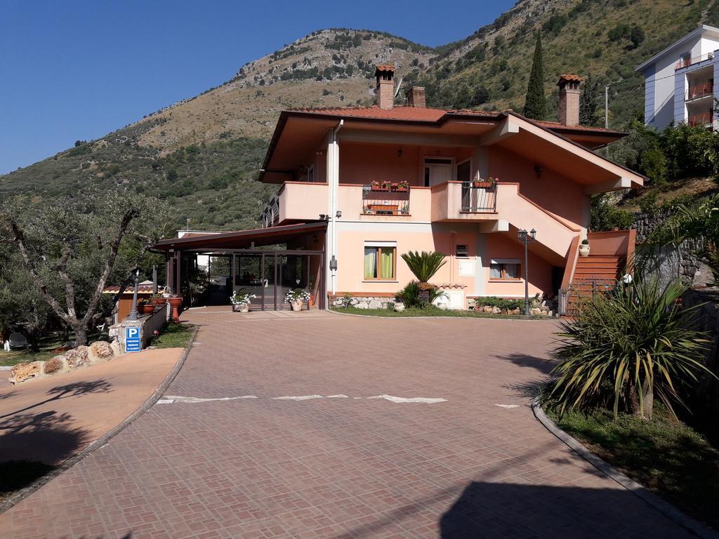 Bed and Breakfast Solerosa Фонди Экстерьер фото